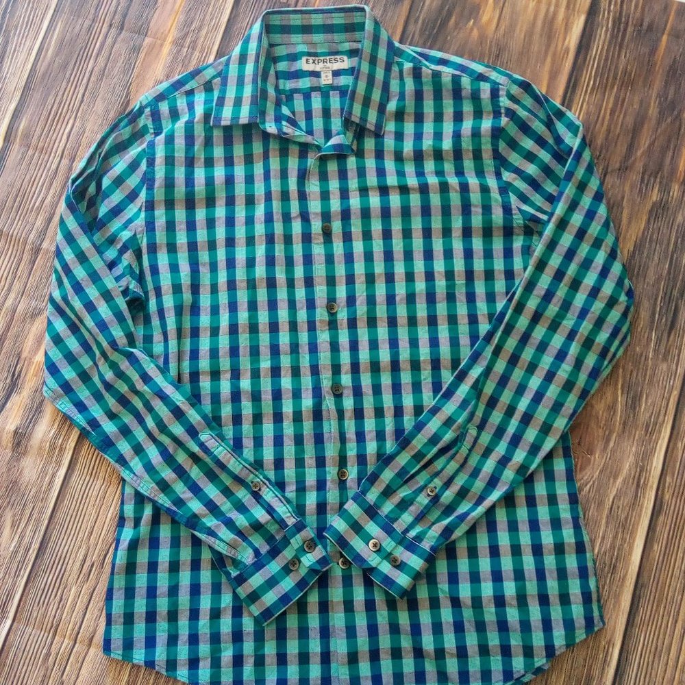 Express Fitted Button Down shirt